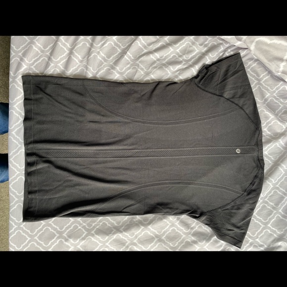 Lululemon Swiftly Tech Short Sleeve Crew - Picture 4 of 6